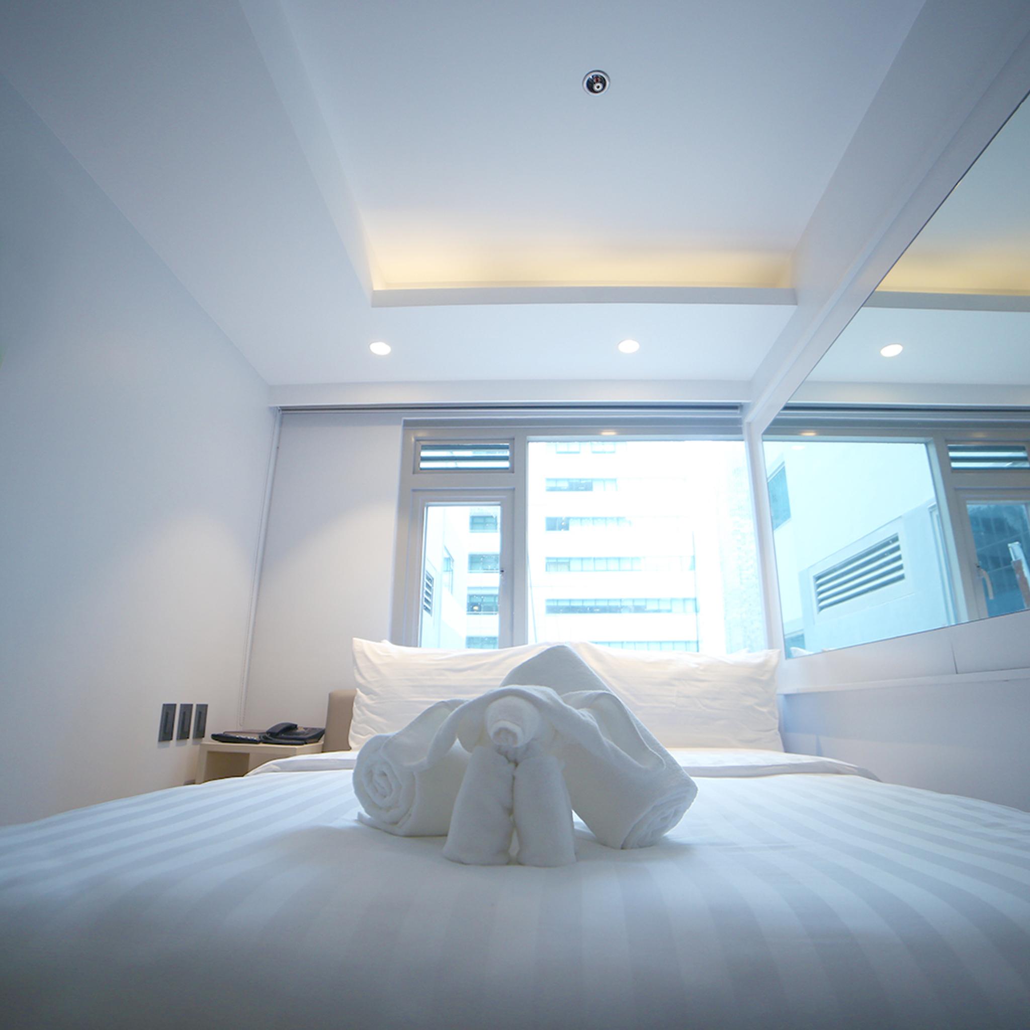 The Mini Suites Eton Tower Makati Hotel 3*