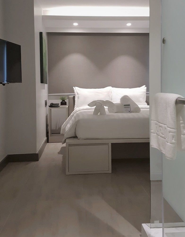 The Mini Suites Eton Tower Makati 3*