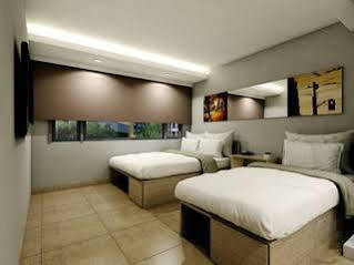 The Mini Suites Eton Tower Makati 3* Makati City