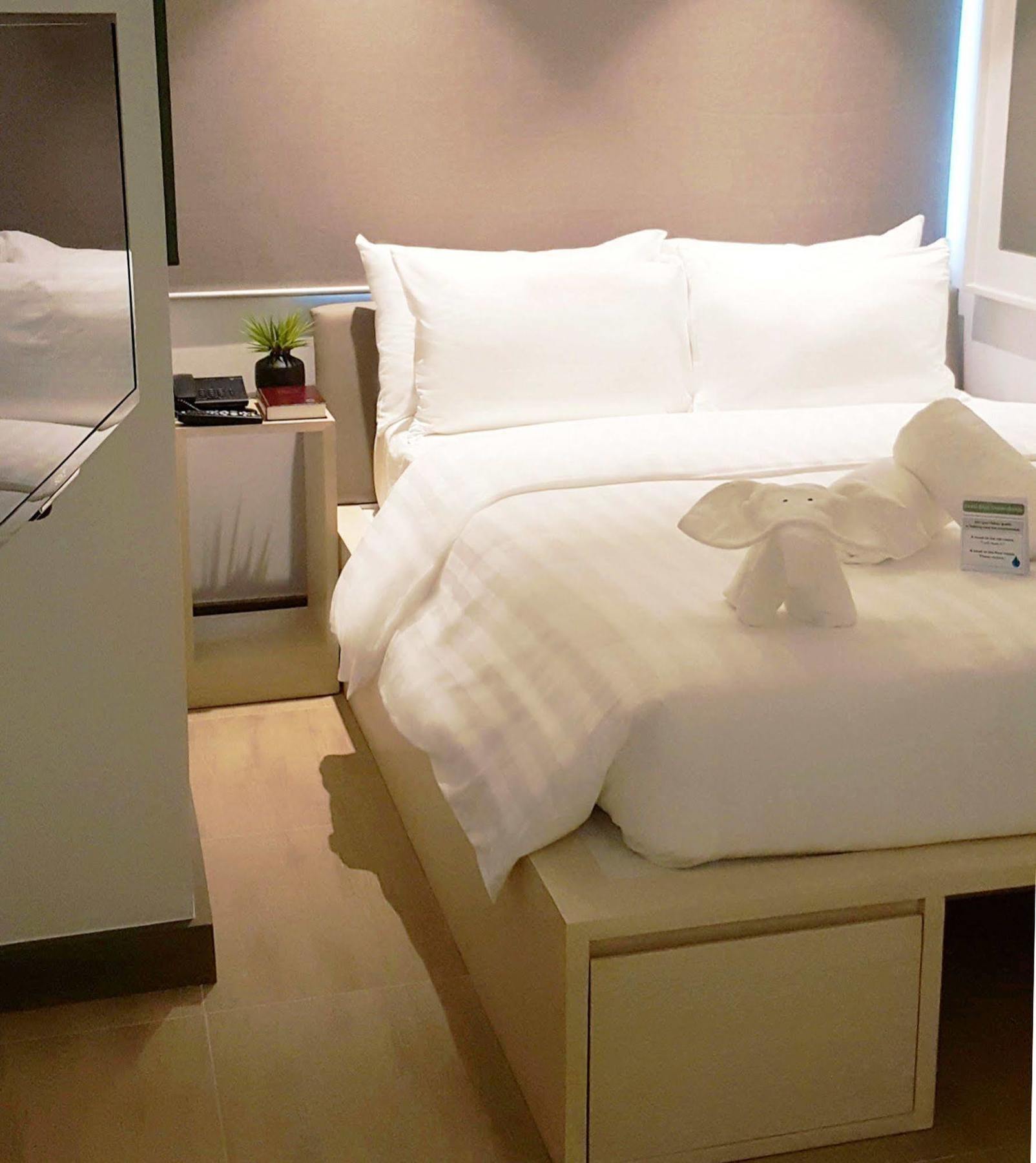 The Mini Suites Eton Tower Makati Hotel Makati City